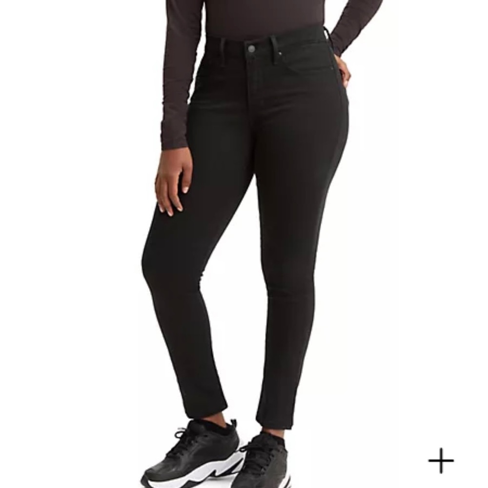 Levi’s 311 Shaping Skinny jeans